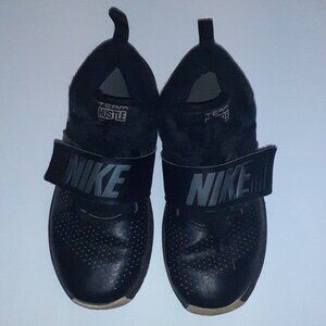 Team Hustle Basketball Shoes Lightweight Leather Sneaker